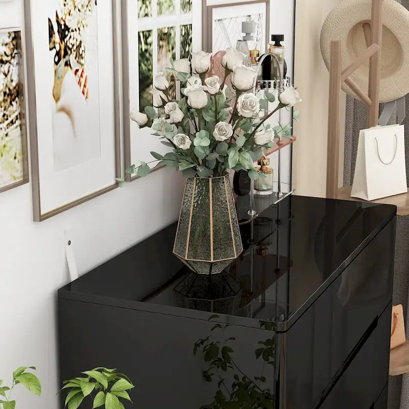 5 Drawer Chest Dresser with High Gloss Drawers and LED Light
